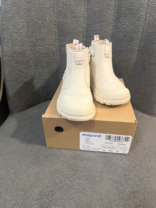 Боти  Майорал.  24   Номер