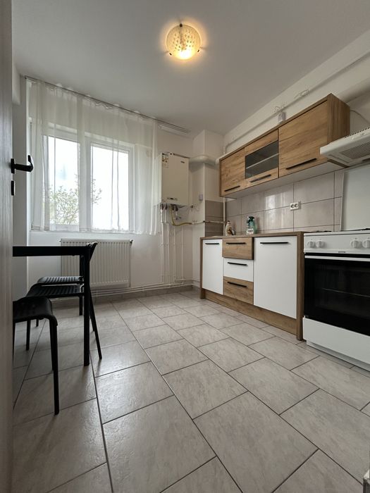 Apartament intabulat cu două camere decomandat la două minute de rond Păcurari/50 de mp/etaj unu /preț 79.900 de euro!