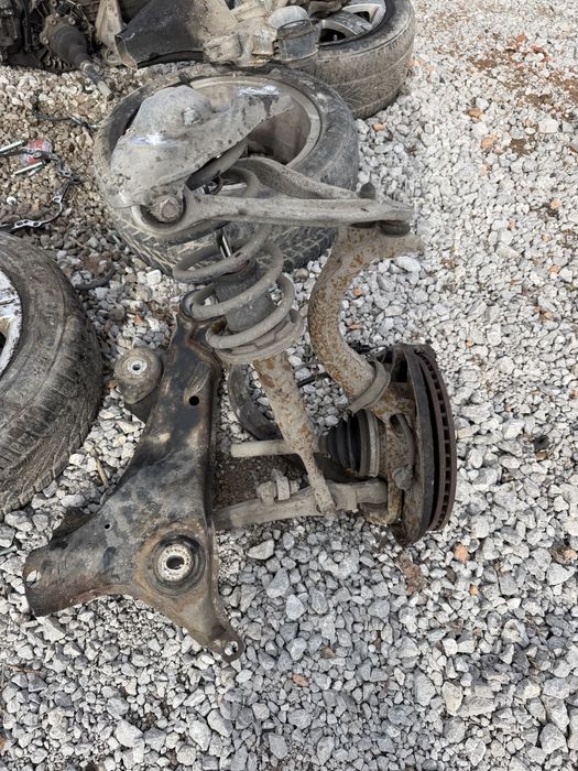 Лагер главини комплект с макферсони,носачи дискове апарати VW Passat 5