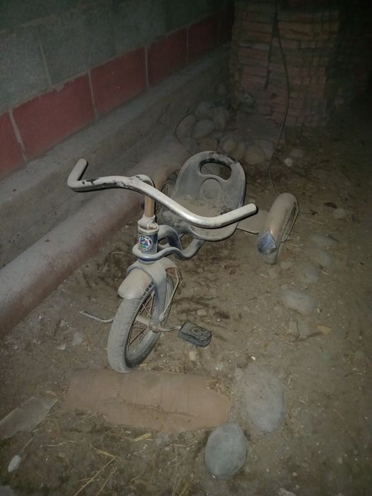 Велик в подарок бесплатно.