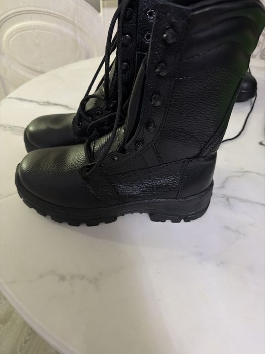 Продам военные берцы