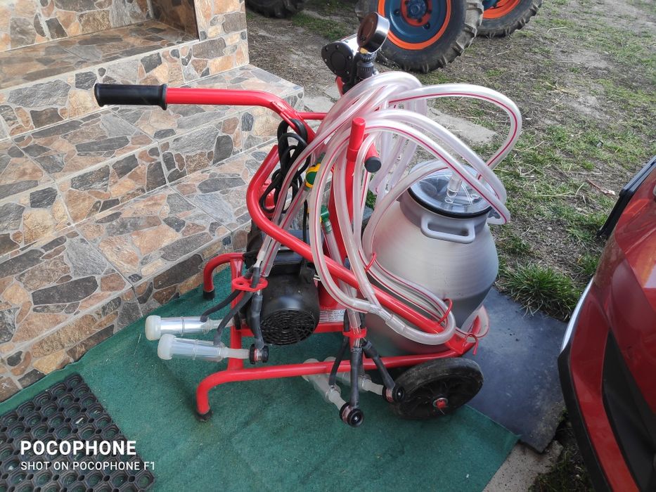 Vând mulgătoare capre oi cu două porturi.