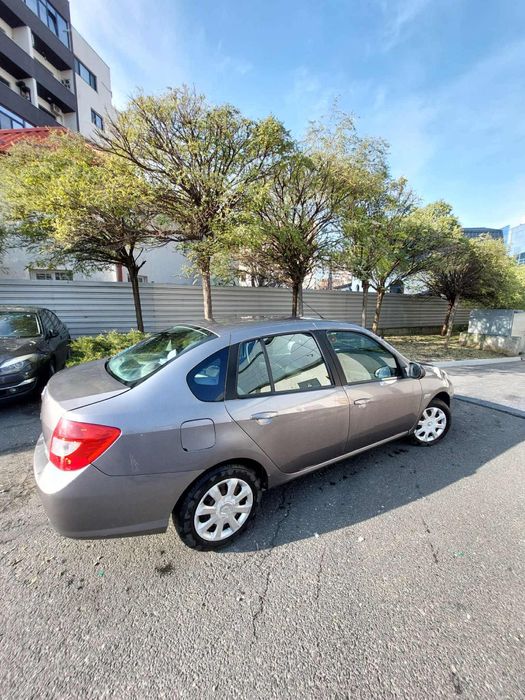 Vând Renault Symbol 2011 ultimul pret 1.700€ de la 2.200€