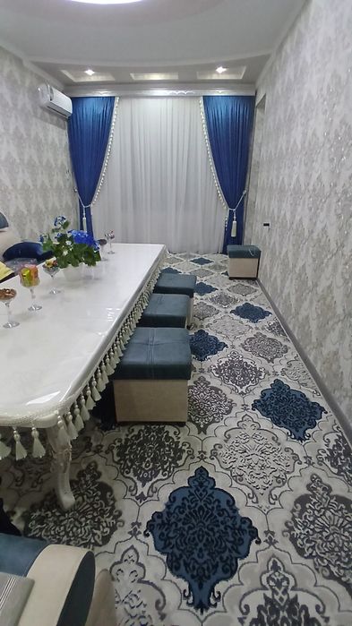 Xovli uy 5 xona 2 sotix Avtoyna hududida  sotiladi !!!