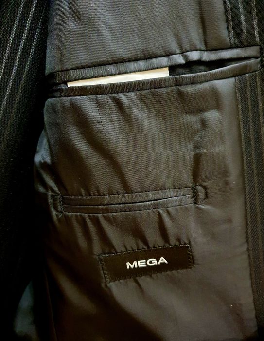 Мъжки костюм за сватба, бал или друг повод