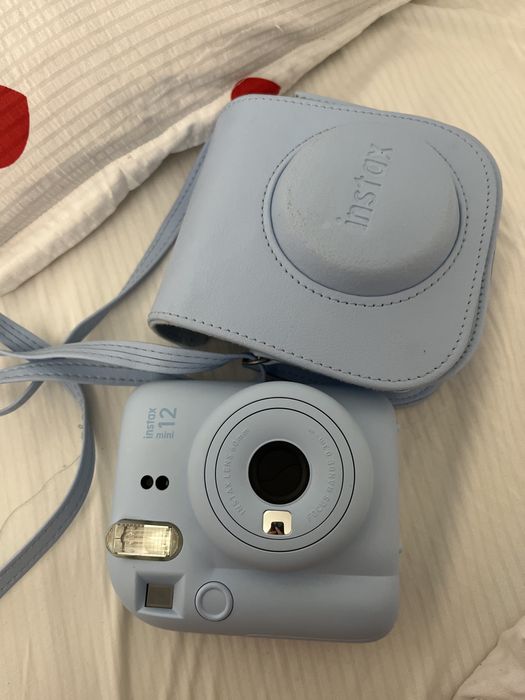 Instax Mini 12 продам