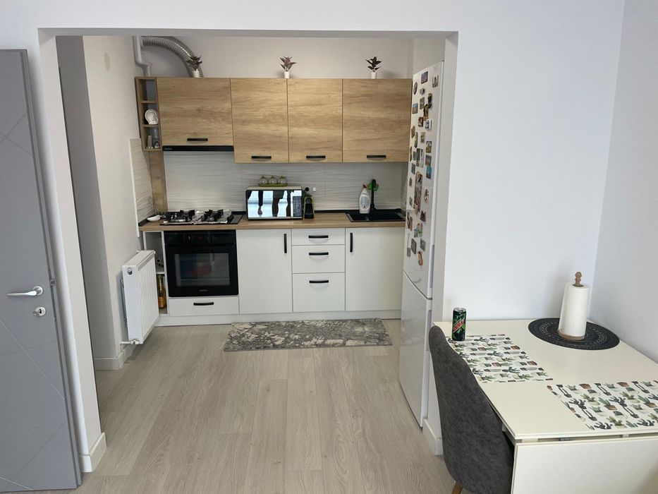 Apartament 2 camere, bloc nou, parcare subterana, decomandat