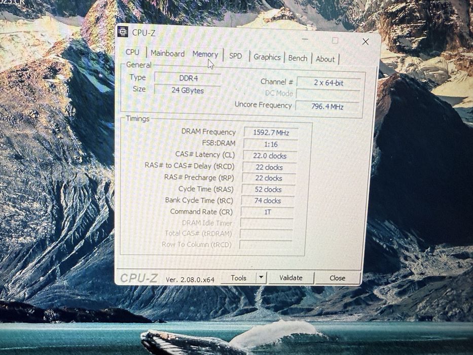 Thinkpad e 15 , 256 ssd , 24 GB RAM impecabil