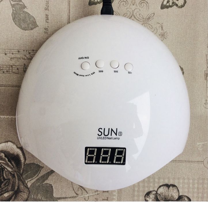 Нова UV/LED лампа “Sun 5” + БОНУС Гел лак + Обезмаслител !