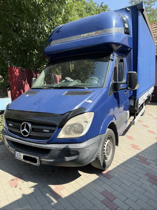 Mercedes Sprinter 319 v6