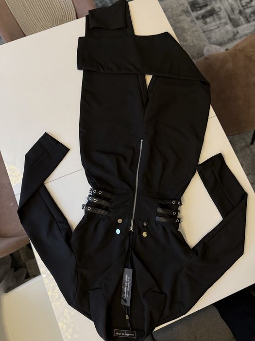 гащеризон Maniere de voir нов с етикет