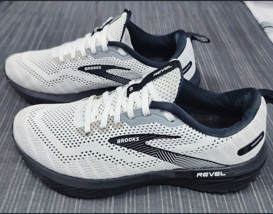 Brooks Nr 40,5 (26 cm)