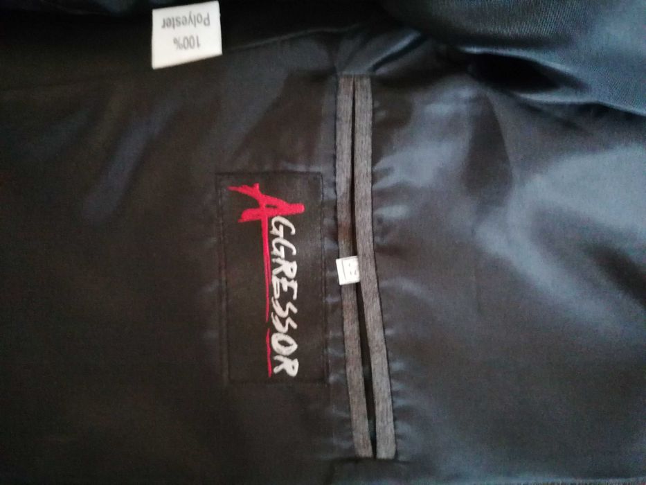 За Вас абитуриенти, НАМАЛЕНИЕ.:Мъжки костюм на Парушев