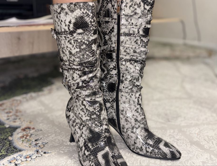 кожанный етік,новый