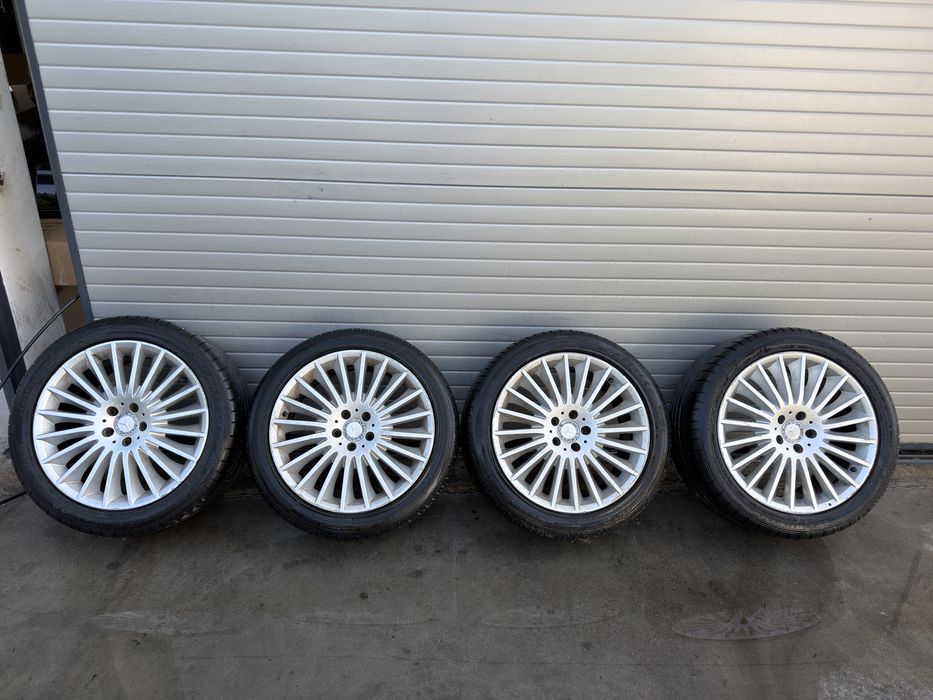 Продавам комплект джанти с гуми. Mercedes OEM 5x112 19
