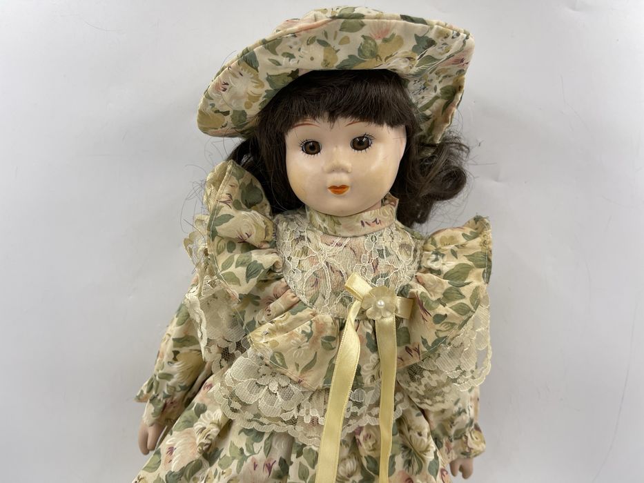 Колекционерски порцеланови кукли