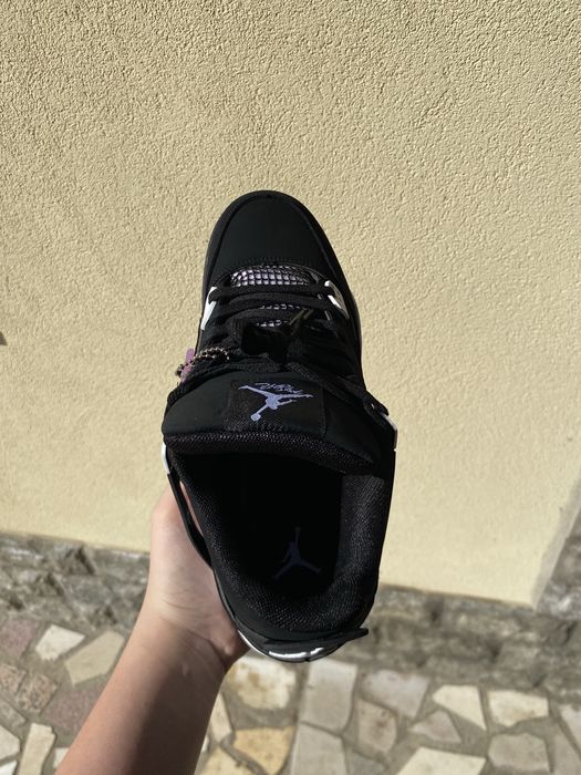 Jordan 4 black thunder 43
