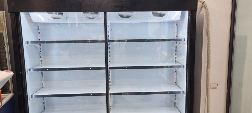 Vitrina xolodilnik garantiya