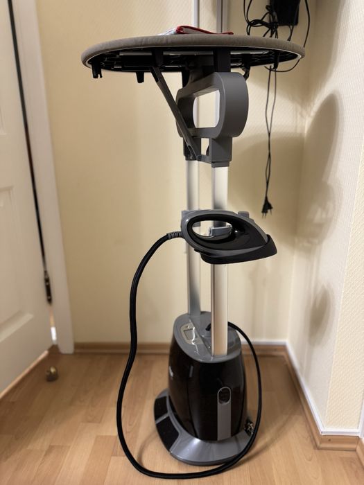 Паровой утюг новый