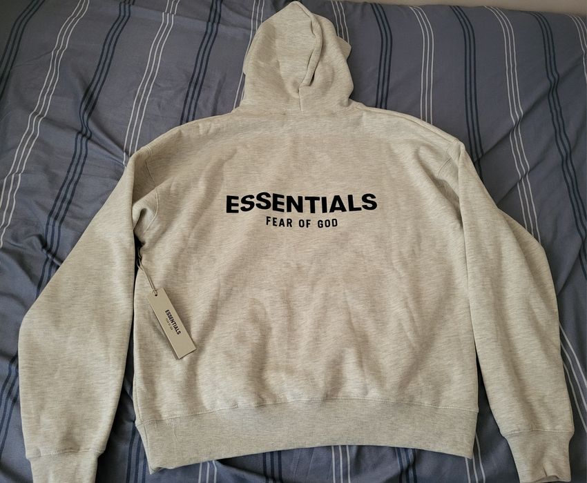 Сиво горнище essentials/ есеншълс размер M