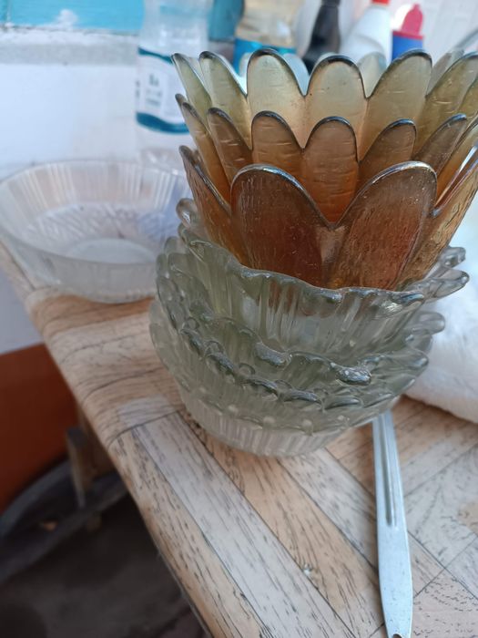 Продам стаканы,вазы,чашки продамицы