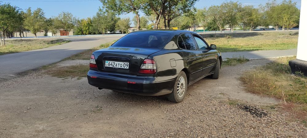 Продам автомобиль Деу Леганза