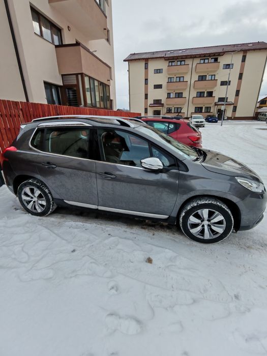 Peugeot 2008 motor 1.2 benzină
