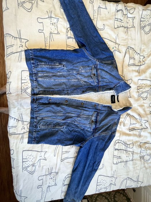 Куртка джинсовая