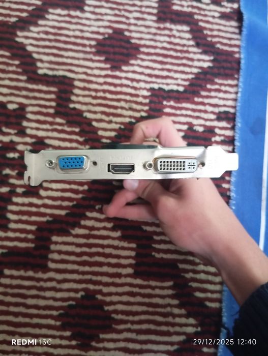 Model: GeForce GT 630 (yoki GT 430, aniq modeli joyida tekshiriladi)