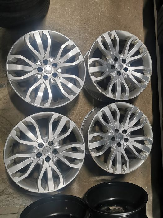 Джанти за ленд ровер 21