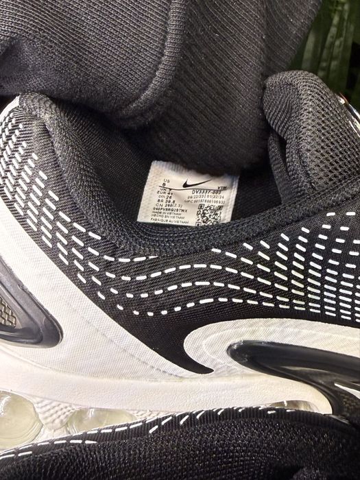 Nike Air Max DN Black White