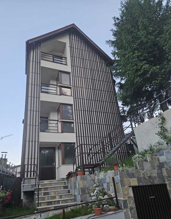 Hotel 3 stele - Pensiunea Ravi