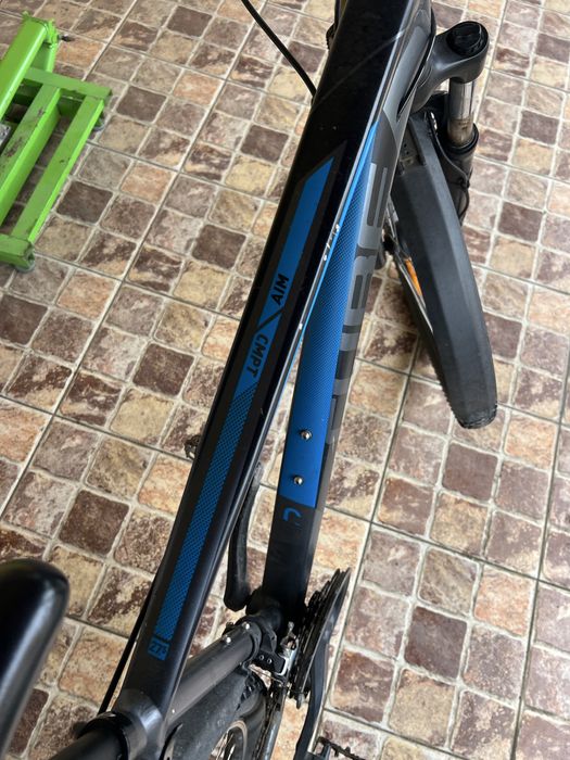 Bicicleta  cube aim 27,5