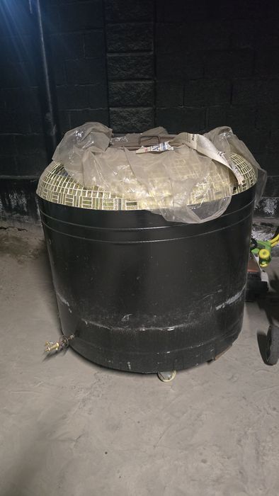 Тандыр почти новый