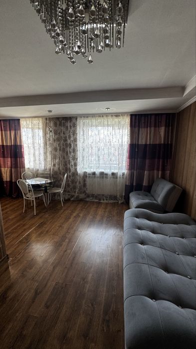 Сдам 2ух комнатную студио Центр