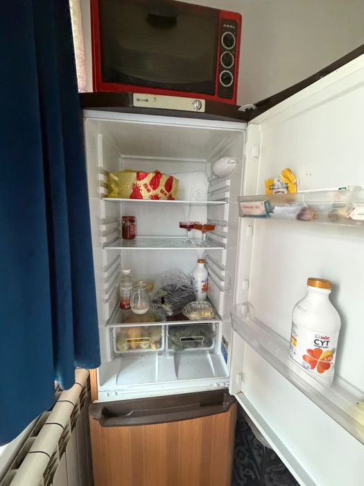 Холодильник Indesit