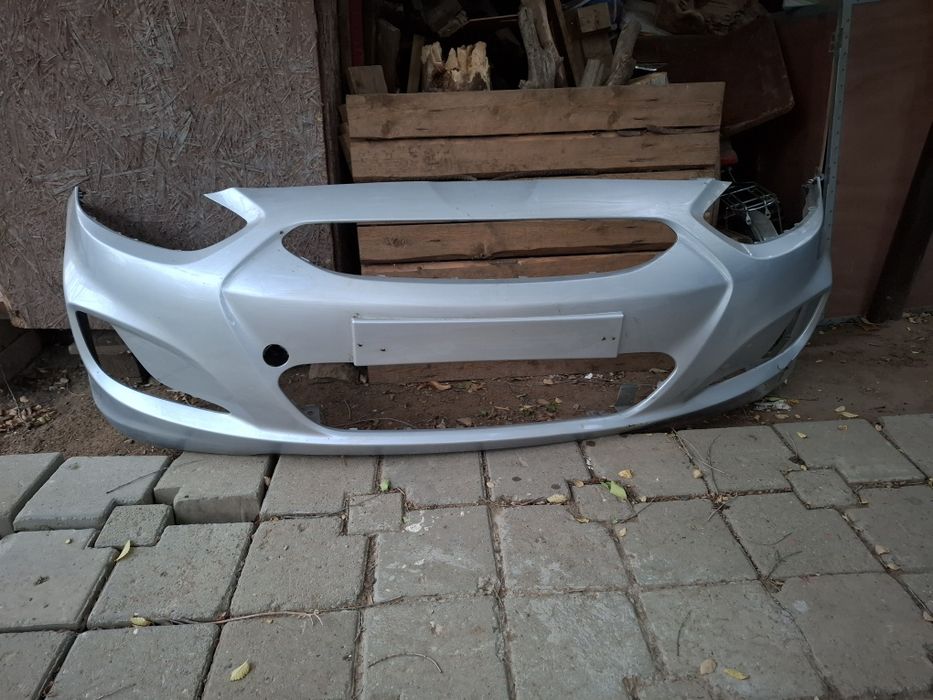 Продам б/у бампер Нундай