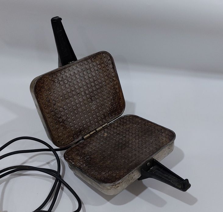 Вафельница СССР работает