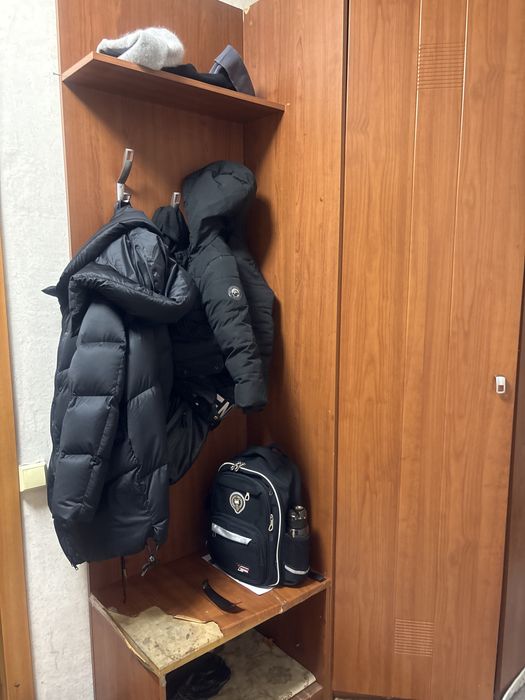 Продам прихожую б/у