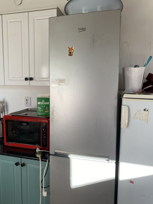 Холадильник бекоо