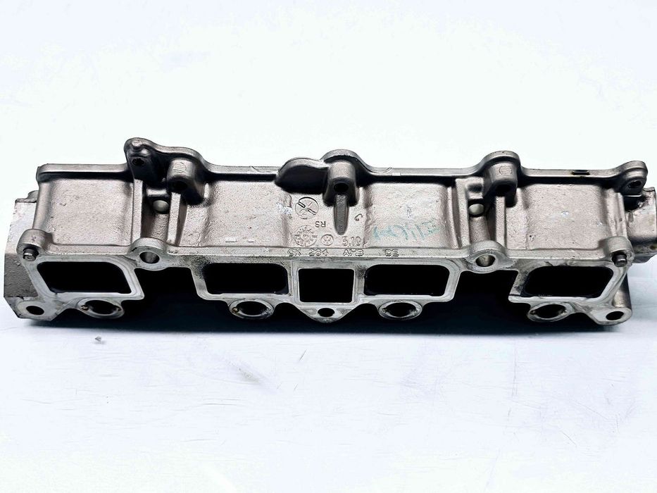 Rampa injectoare Volkswagen Touran (1T1, 1T2) [Fabr 2003-2010] GK284AH