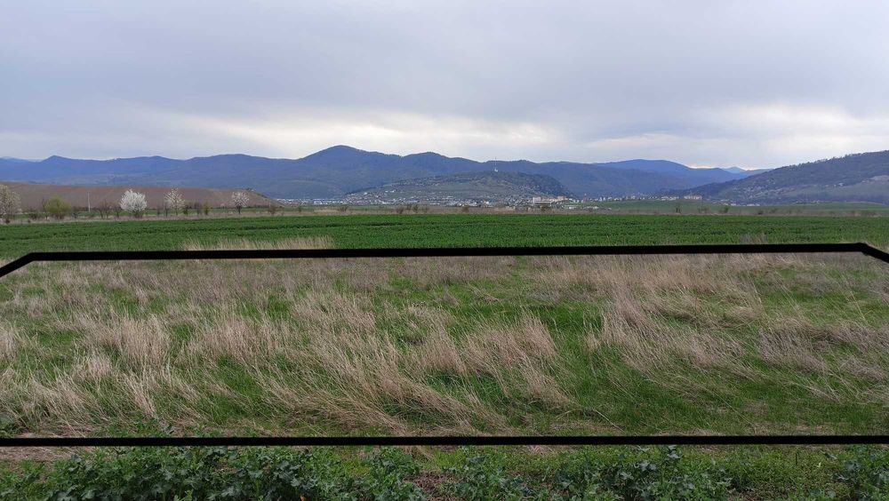 Teren 500mp de vanzare