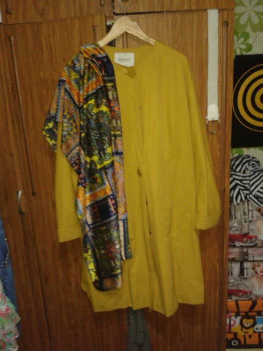 Продам плащ демисезонный