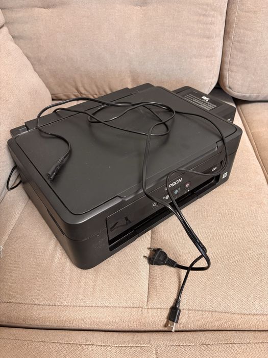 Продам принер (с ксероксом) EPSON L222