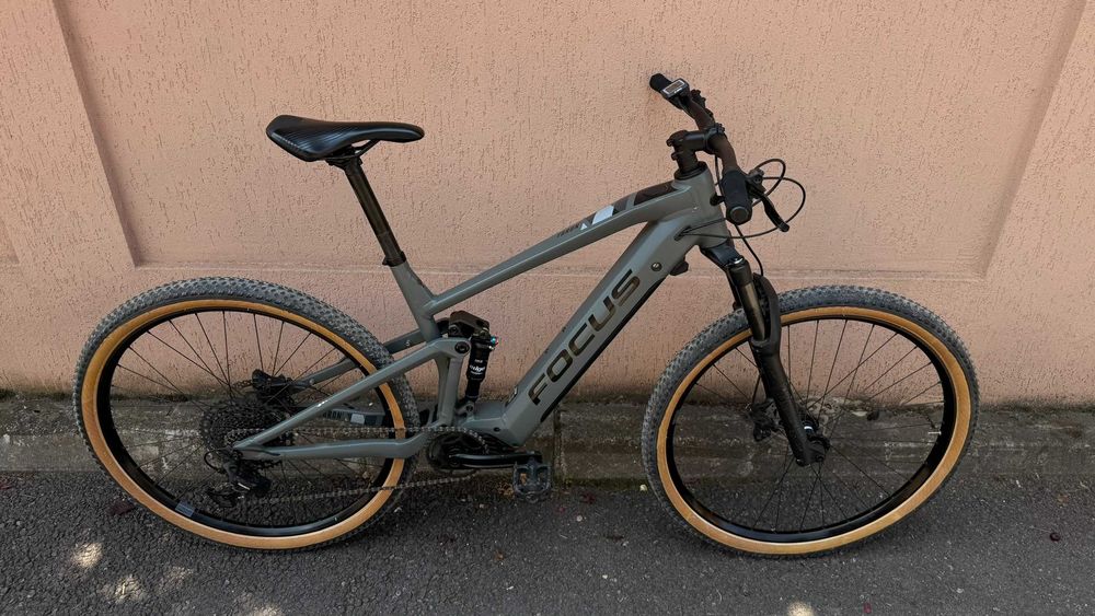 Focus Thron 2 29''er Bosch CX E-bike bicicleta electrica 2200km Hybrid rockshox Sram 1x12