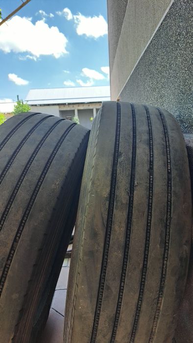 315 . 70. 22.5 колесо и балон