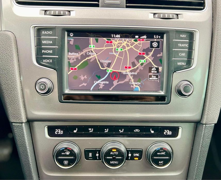 Display navigatie golf 7 2016