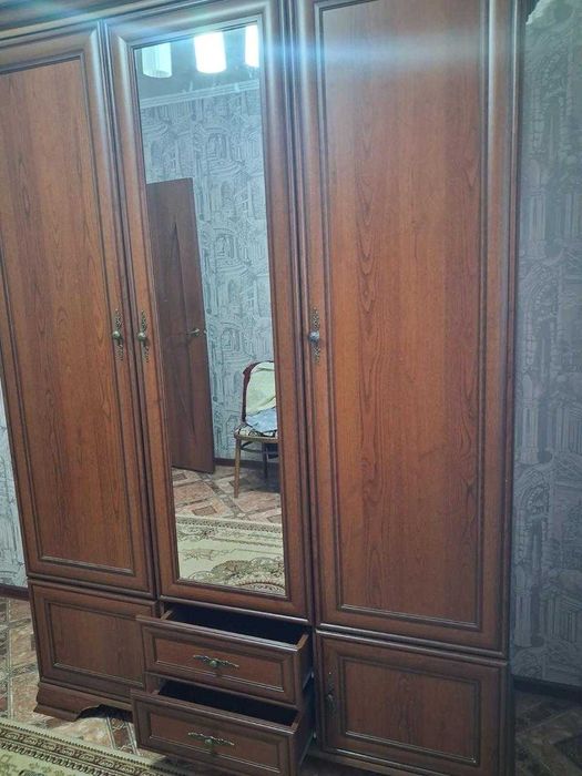 Продается шкаф в хорошем состояний