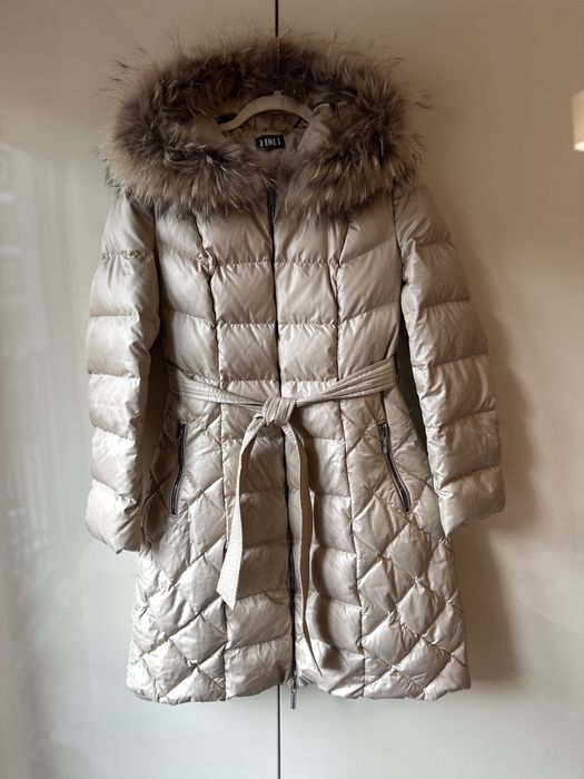 Дамска пухенка, 100 % пух, яка лисица