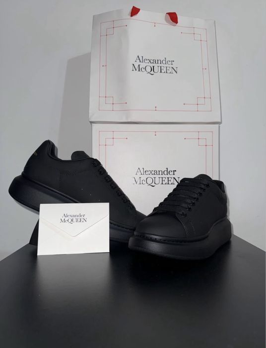 Vand McQueen Negri